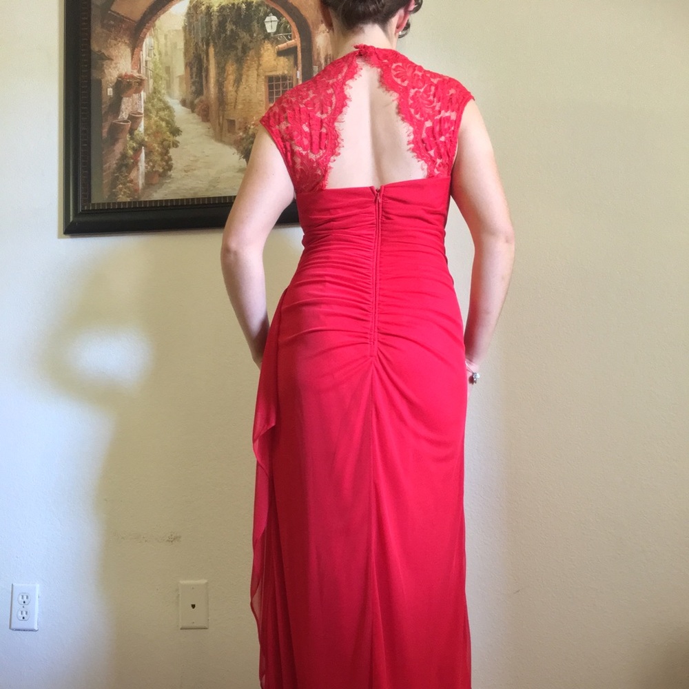 🌹LONG RED LACE DRESS🌹 - Picture 3 of 8